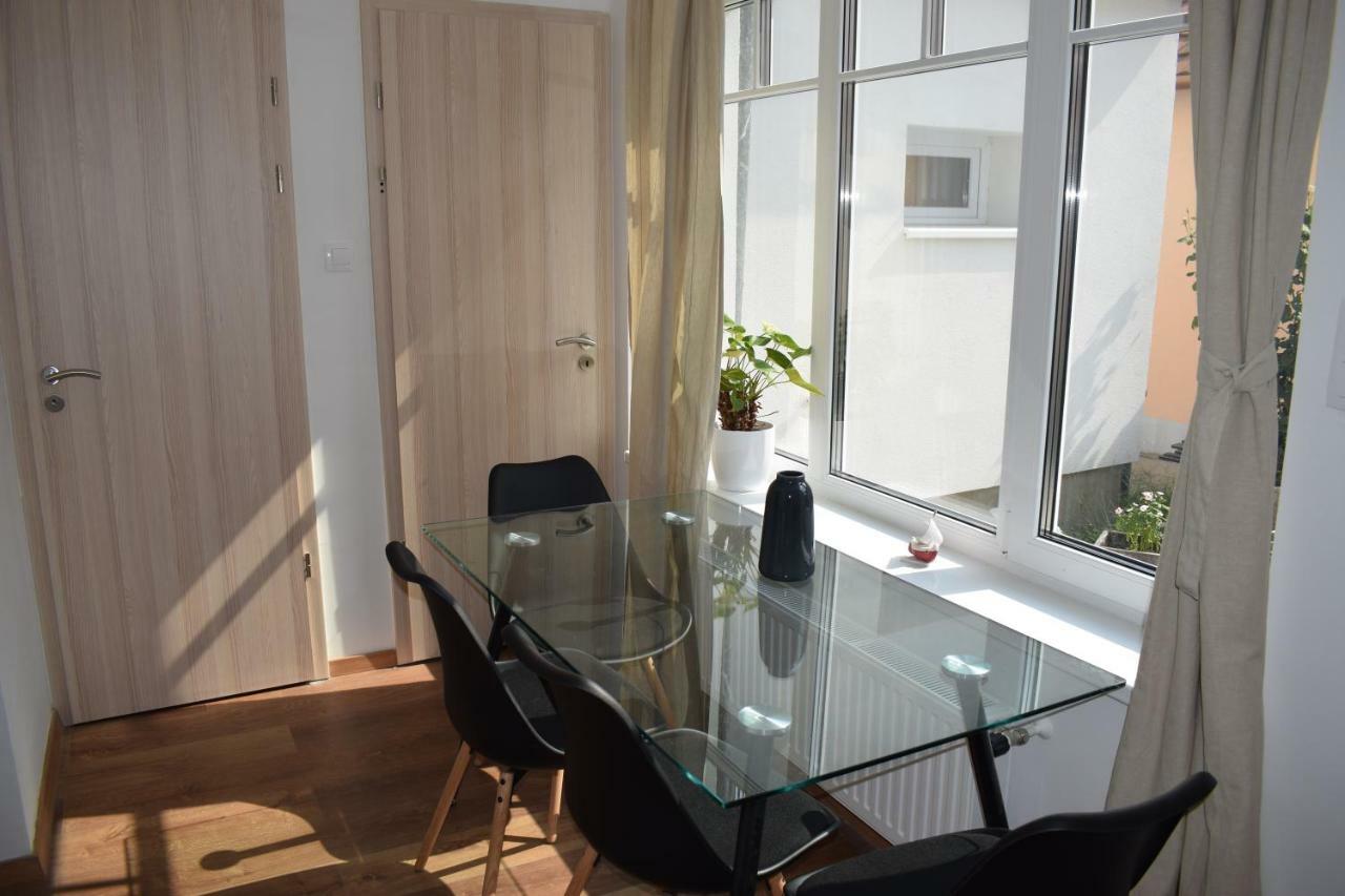 Buborek Apartman 塔塔 外观 照片
