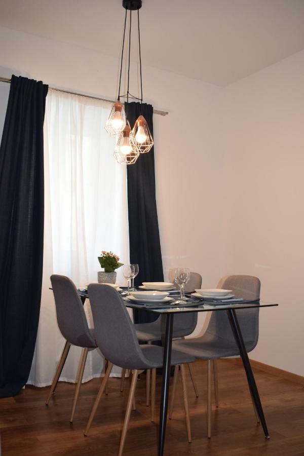 Buborek Apartman 塔塔 外观 照片